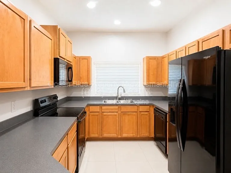 4524 Amberly Oaks Ct — Photo 9
