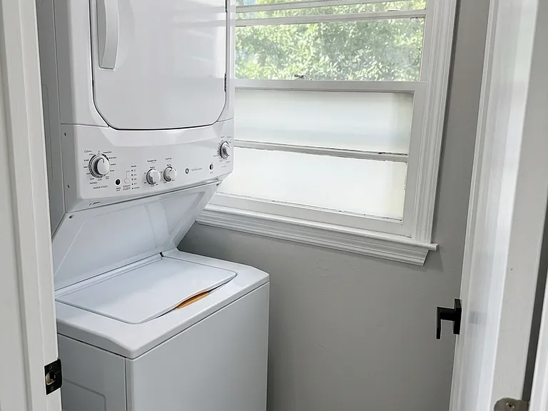 1421 Walker Ave — Photo 10