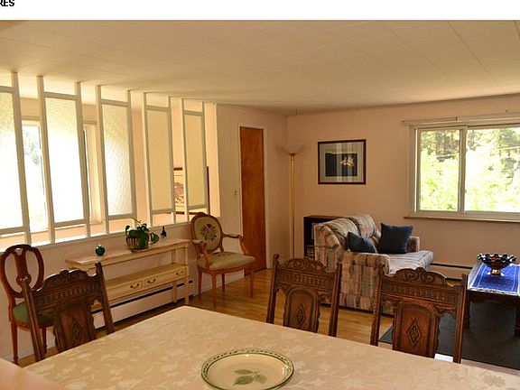 5th image of 874 Sunshine Canyon Dr