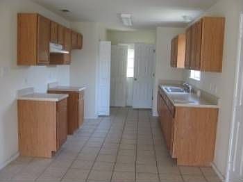5th image of 1019 Marquette Dr