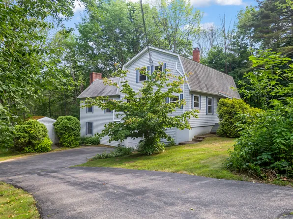 31 Pine Hill Road S, York, ME 03902
