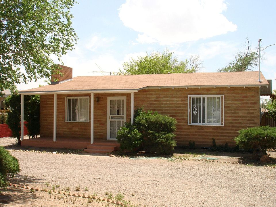318 Prospect NE