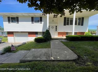 603 Park St, Mayfield, PA 18433