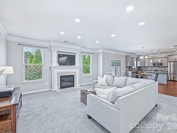 3rd image of 7041 Carnwarth Ln