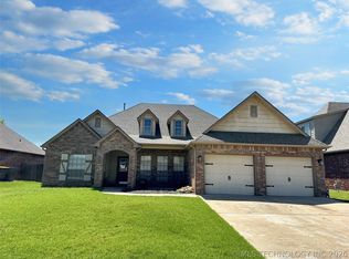11006 S Madison St, Jenks, OK 74037