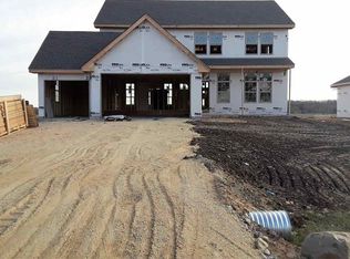 656 Biscayne Pl, Roscoe, IL 61073