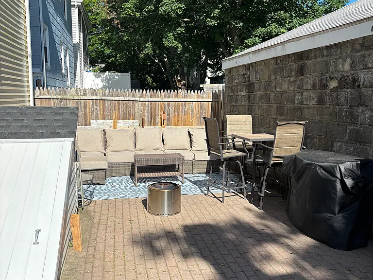 26 Atlantic St #1 — Photo 4