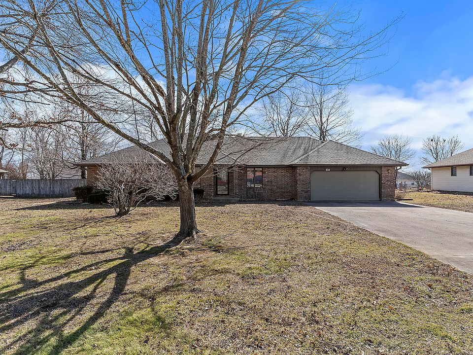 1st image of 626 W Melody Lane
