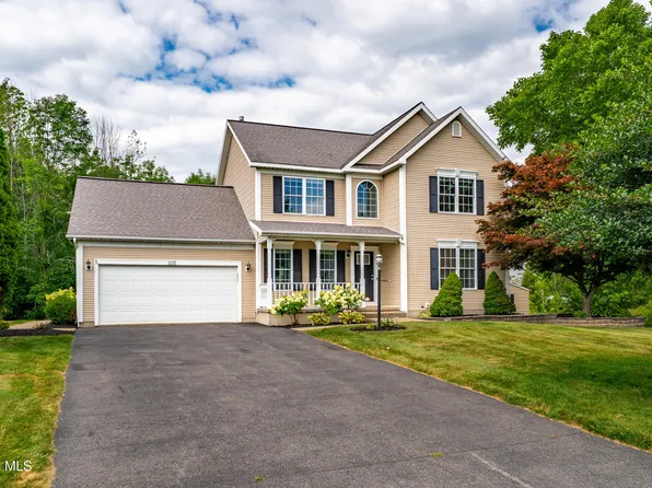 105 Sycamore Court, Niskayuna, NY 12309