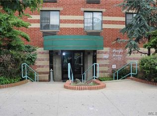 42-22 Union St #7C, Flushing, NY 11355