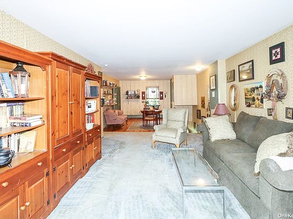 4th image of 10 Glen Hollow Dr #C45