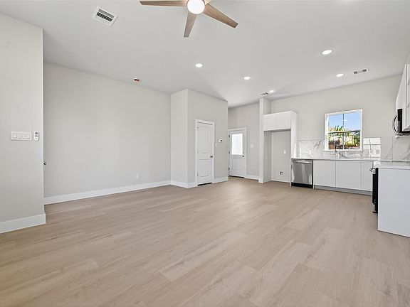 2nd image of 6702 Metro Blvd #3