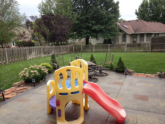 large, gorgeous yard!