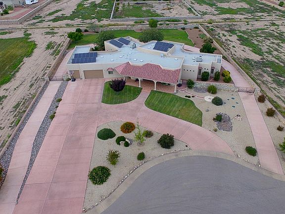 2nd image of 4654 Dulcinea Dr