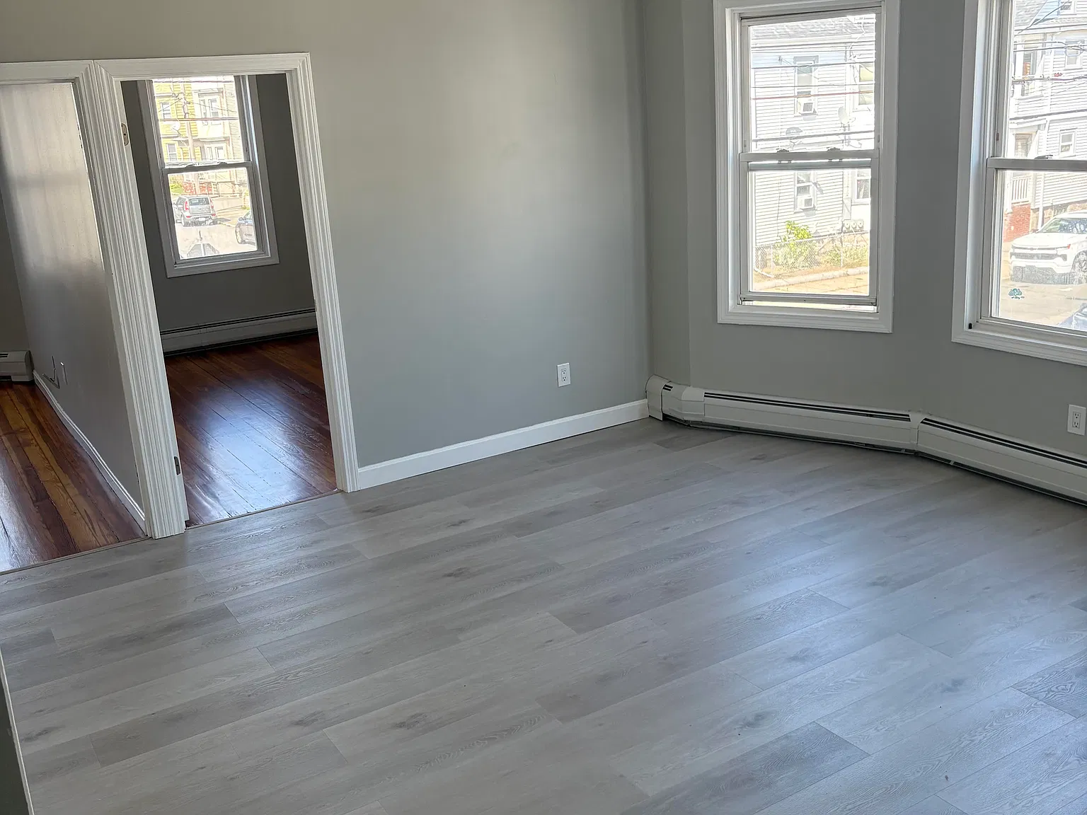 3 bed, 750 sqft, $2,000 — Photo 4
