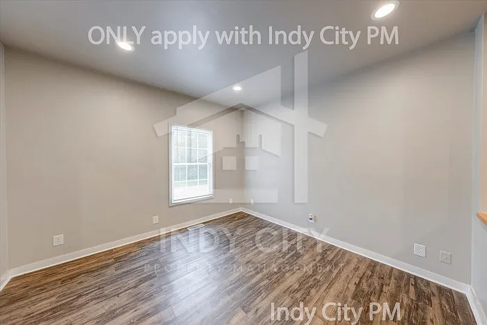 117 N Riley Ave — Photo 10