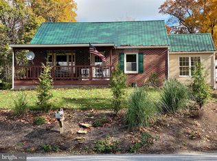 8531 Yellow Church Rd, Seven Valleys, PA 17360