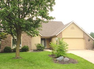 8631 Deer Brook Pl, Fort Wayne, IN 46825