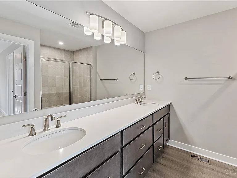 7254 Otley Dr — Photo 27