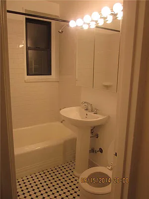 Rented by Kian Realty | media 26