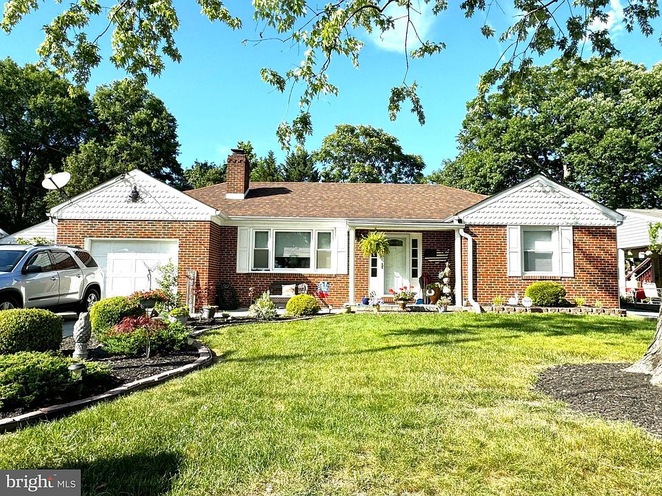 1st image of 8051 Woodholme Cir