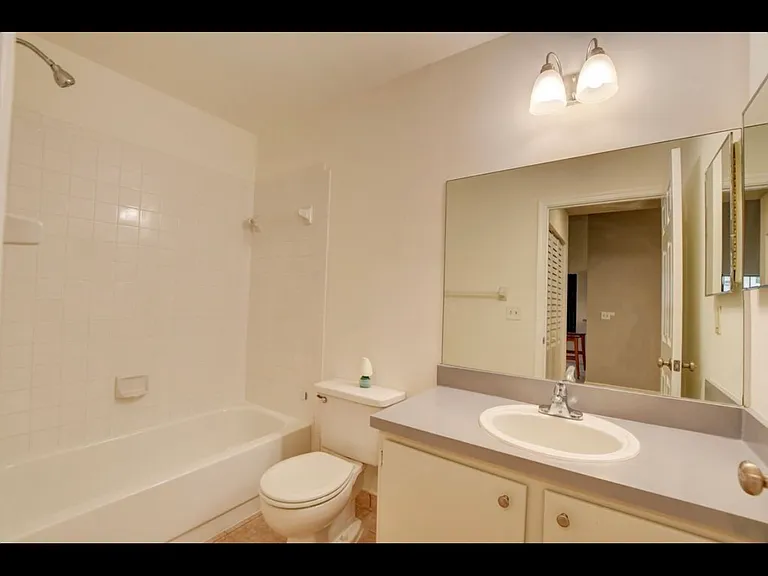 499 Hardwood Pl — Photo 13
