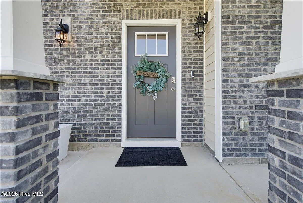 4 bed, 3.5 bath, 3108 sqft, $2,750 — Photo 3