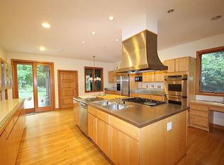 15 Marshall Ridge Rd, New Canaan, CT 06840