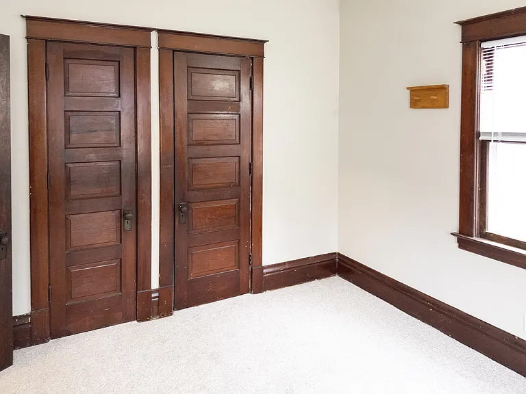 1421 Sherwood Ave — Photo 14