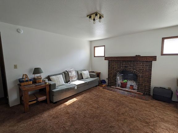 5th image of 248 N Asbury St APT 2
