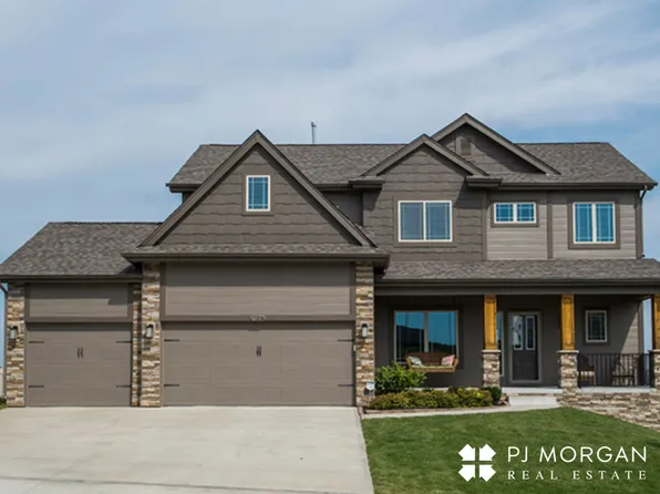 17214 Meredith Ave, Omaha, NE 68116