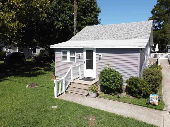 35 E Atlantic Ave, Villas, NJ 08251