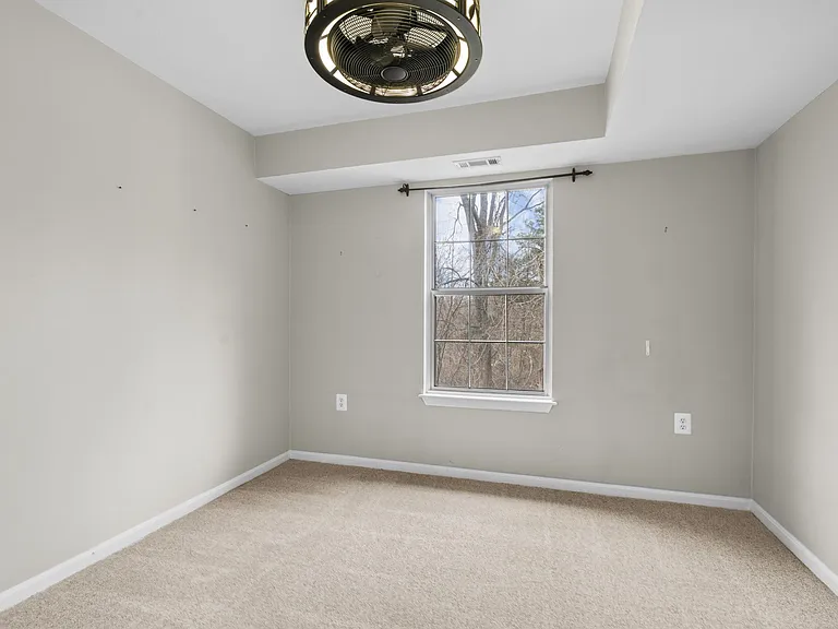 14022 Erie Ct — Photo 13