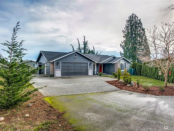 2nd image of 2819 113th Ave NE
