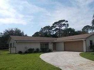 8452 SE Duncan St, Hobe Sound, FL 33455