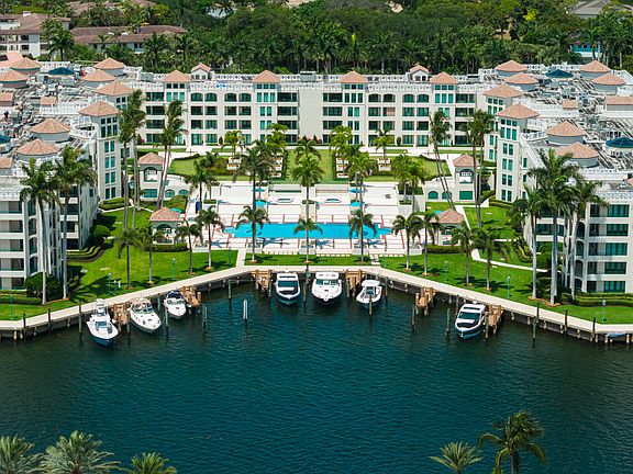 4th image of 100 SE 5th Avenue #107