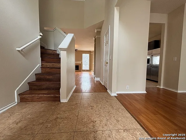 4 bed, 3.0 bath, 2800 sqft, $2,550 — Photo 3