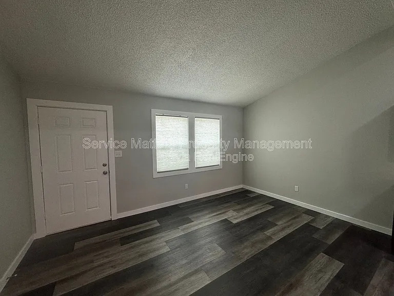 485 N Fairfield Dr #F — Photo 2