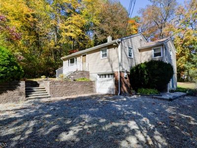 4 Shady Ln, West Milford, NJ, 07480