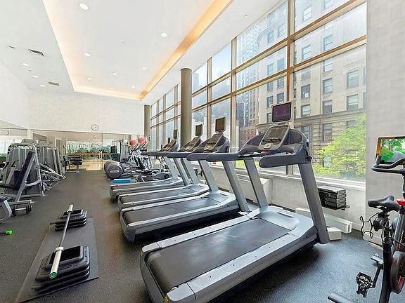 5th image of 325 5th Ave APT 24G