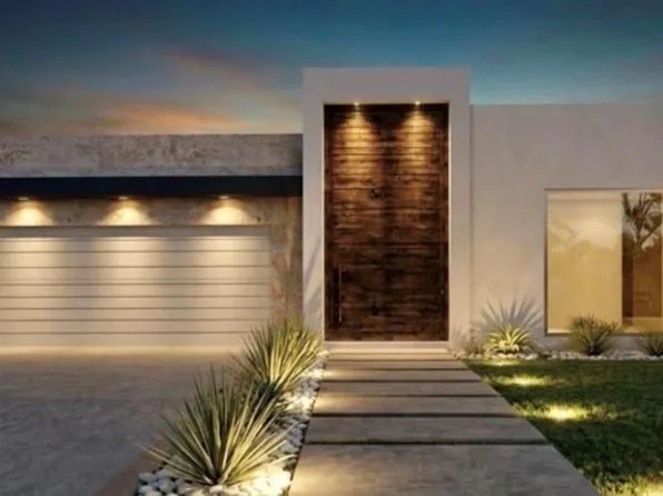 305 31st St, Hidalgo, TX 78557