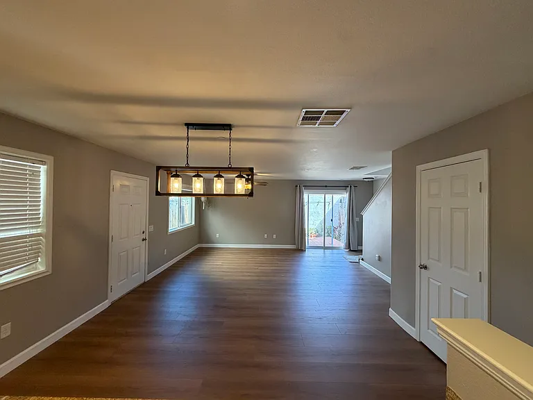 21714 Doss Pl — Photo 4