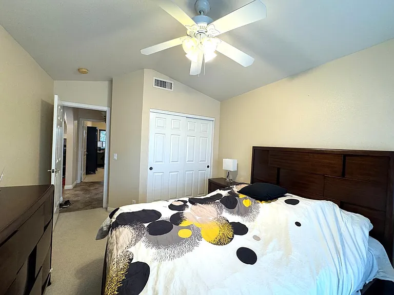 824 S Jay St — Photo 15