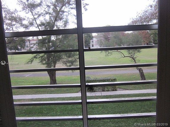 3rd image of 8401 Lagos De Campo Blvd APT 204