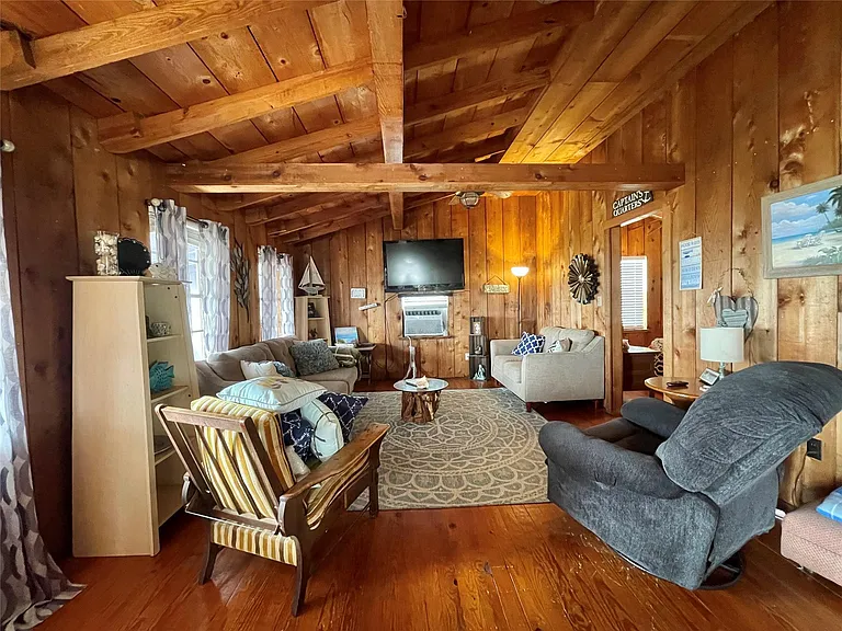 1111 Surf Dr — Photo 20