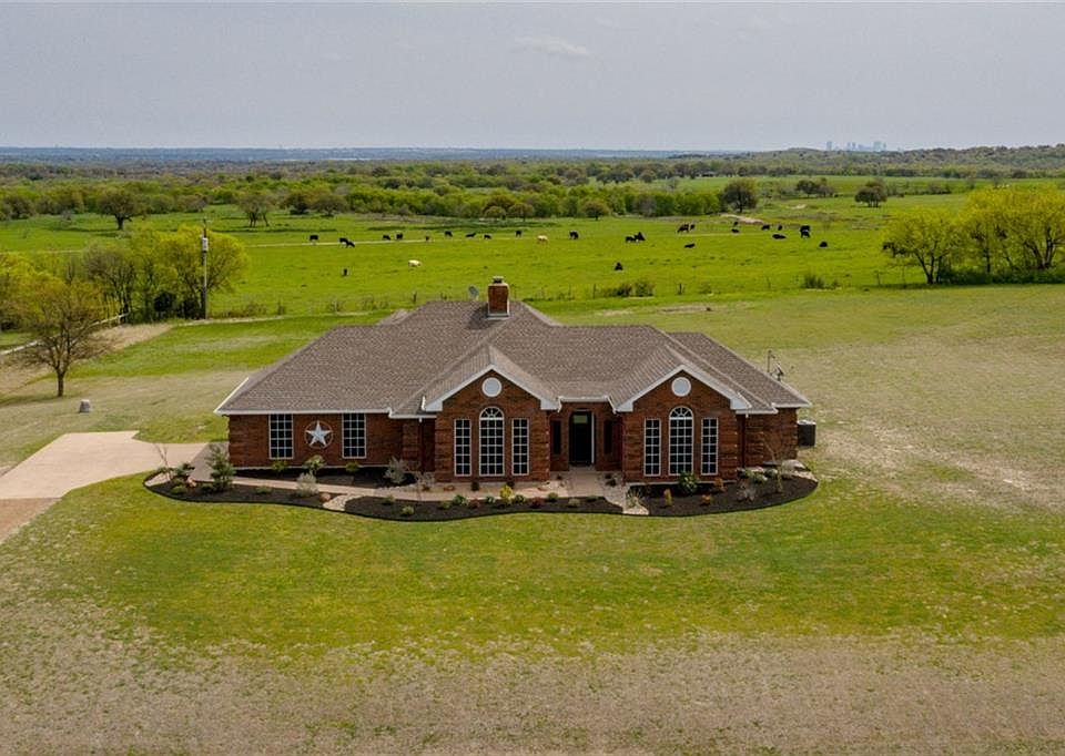1st image of 608 Remuda Dr