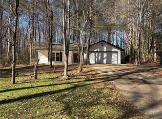 7037 Shangrila Trl, Riverdale, GA 30296