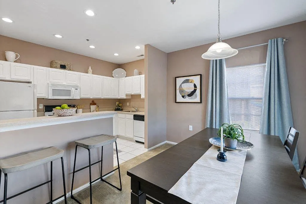 Woodview at Marlton Apartment Homes — Photo 4