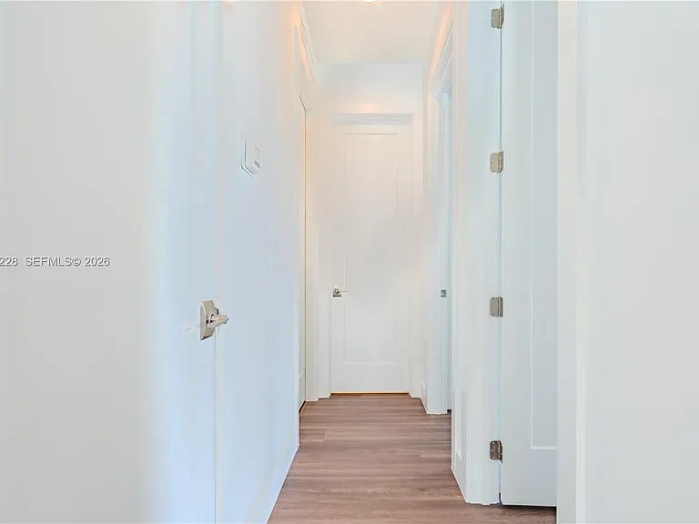 1427 SW 23rd St — Photo 35