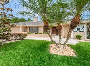 574 Whispering Lakes Blvd, Tarpon Springs, FL 34688